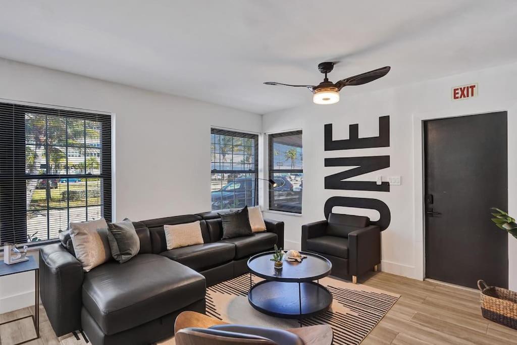 Hollywood Apartments Host By Beenomad Εξωτερικό φωτογραφία