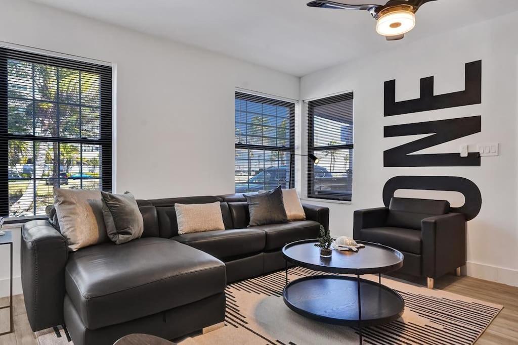 Hollywood Apartments Host By Beenomad Εξωτερικό φωτογραφία